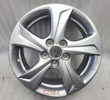 1x Alufelge 15 Zoll 6.0" 5x100 45ET Glanz Silber PW4570D002 Toyota Yaris