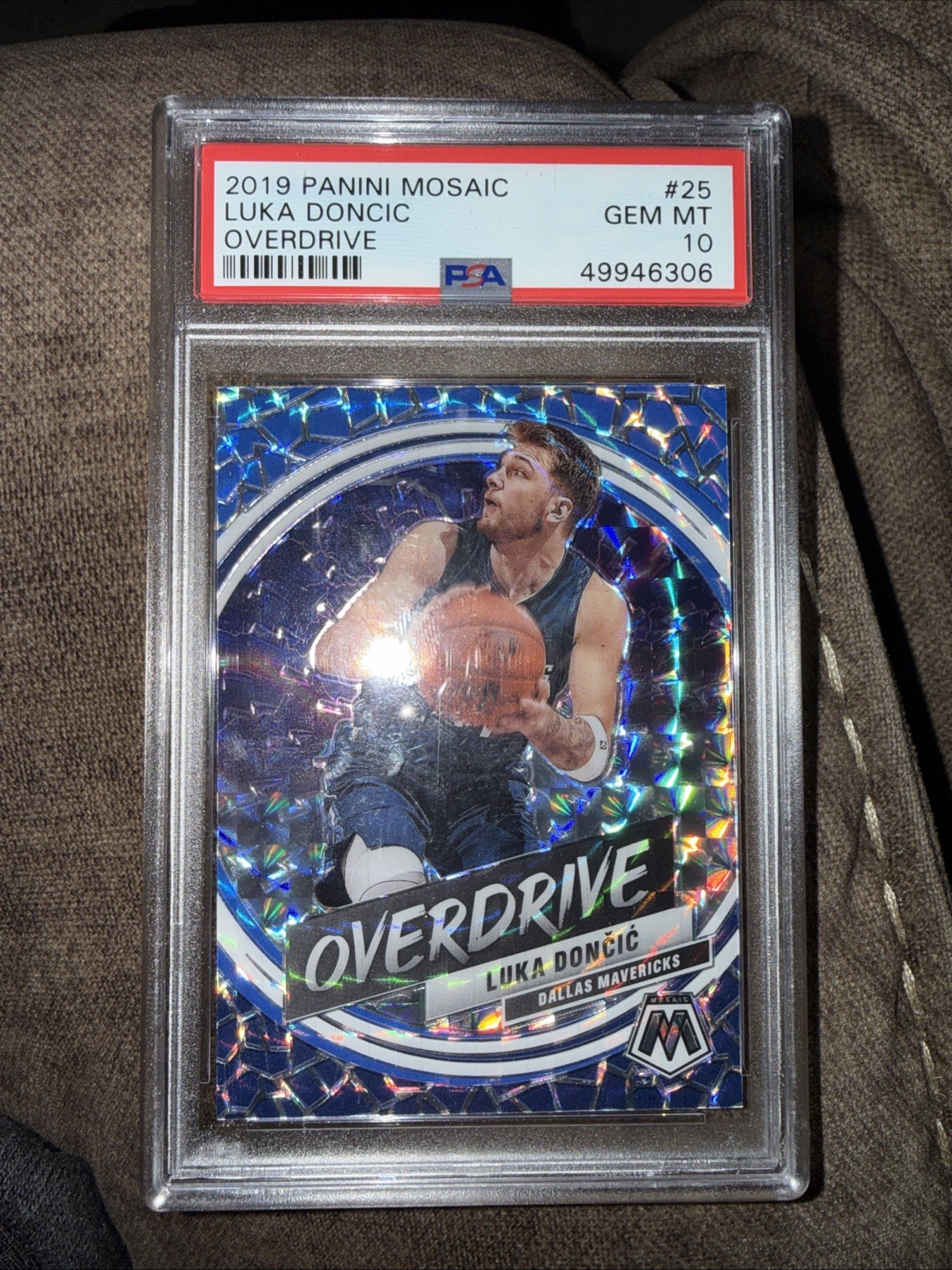 2019 PANINI MOSAIC OVERDRIVE #25 LUKA DONCIC PSA 10