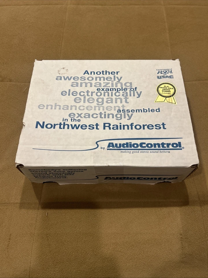 Ecualizador de montaje en maletero AudioControl EQX blanco con cruce. Nuevo en caja Foto 3 de 3