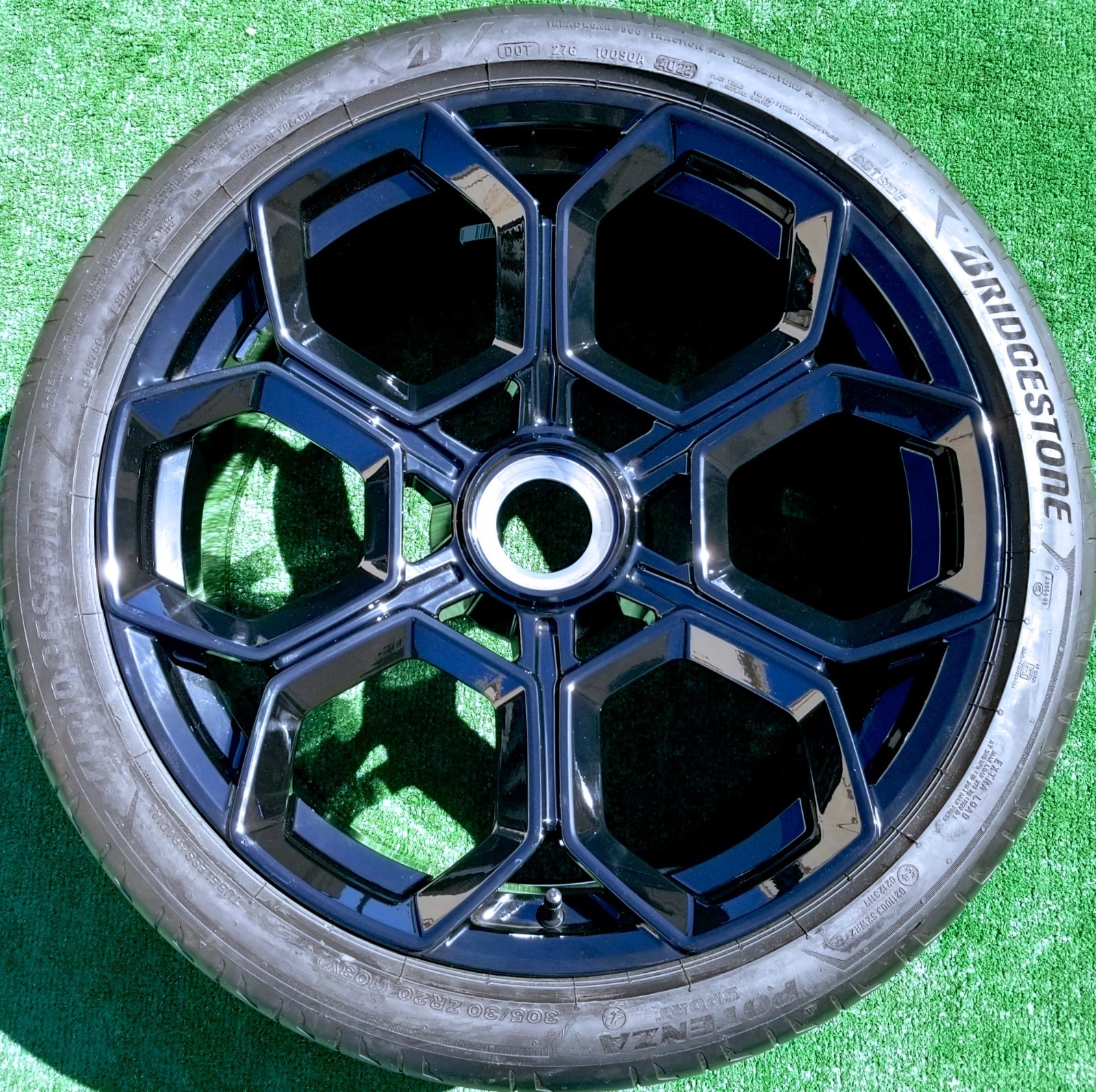 4 Factory Lamborghini Huracan TECNICA Wheels Tires OEM Damiso Center Lock Black