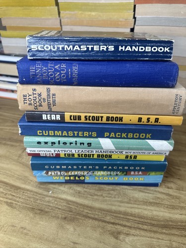 Vintage Lot of 12 Scout Books Cub and Boy Scouts Hardcover Softcover Webelos - 第 1/13 張圖片