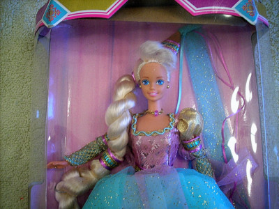 RAPUNZEL BARBIE CHILDREN'S COLLECTOR SERIES FIRST EDITION #13016
