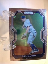 2021 Panini Prizm Baseball Card  #22  DJ LeMahieu  (878)