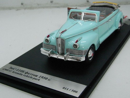 1950 ZIS-110B Phaeton, with figures of Stalin and Khrushchev hellblau 1/43 - Picture 2 of 4