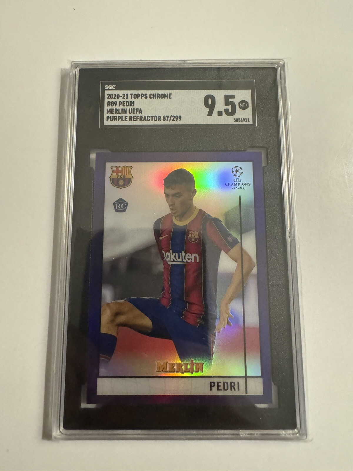 Pedri 2020-21 Topps Chrome Merlin Purple Refractor 87/299 RC