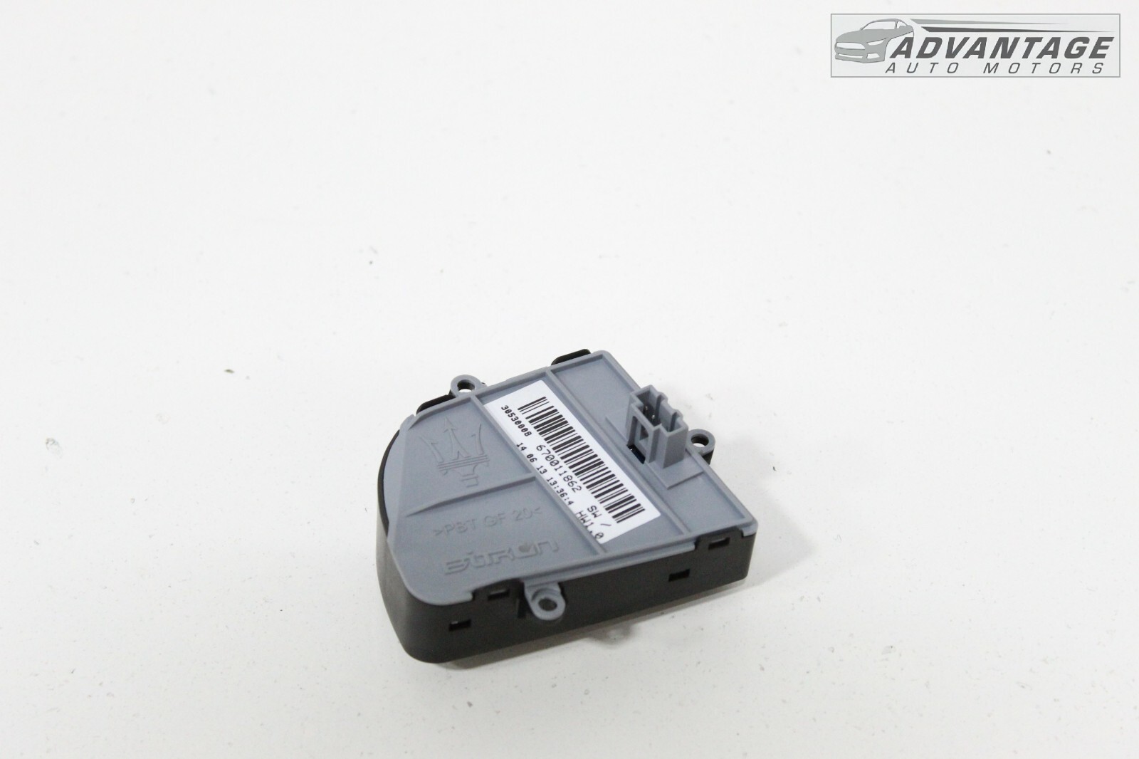 2014-2019 MASERATI GHIBLI STEERING WHEEL RIGHT SIDE PHONE CONTROL SWITCH OEM