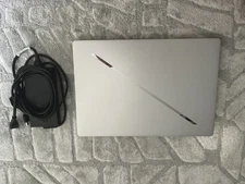 Asus ROG Zephyrus G16 GA605 QHD+ 240Hz Ryzen AI 9 HX 370 32GB 2TB RTX 4070