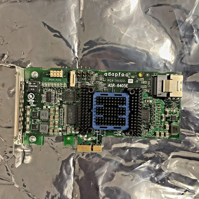 Adaptec RAID 6405E 2270800-R 6Gb/s SATA/SAS 4 intern p mit 128MB Cache Speicher