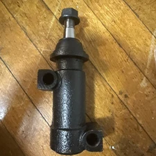 K6723 Front Steering Idler Arm Bracket Chevy GMC Cadillac Hummer H2 AXX2683717T