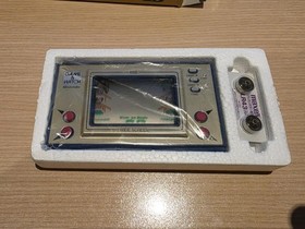 Nintendo Game & Watch EGG (EG-26).- Extremely Rare. Immaculate Condition.