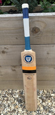 Newbery The Master 100 English Willow Cricket Bat with Hammer Edge