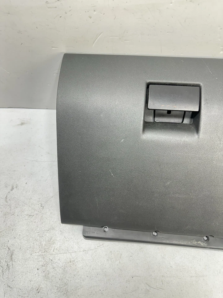 04-12 雪佛兰 Colorado GMC Canyon 原始设备制造商手套盒存储隔层 S2 — 第 2/4 张图片