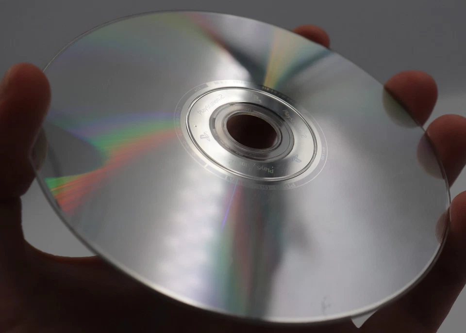 Max Payne Greatest Hits PlayStation 2 PS2 Game (Disc Only) Used  - Image 3 of 4