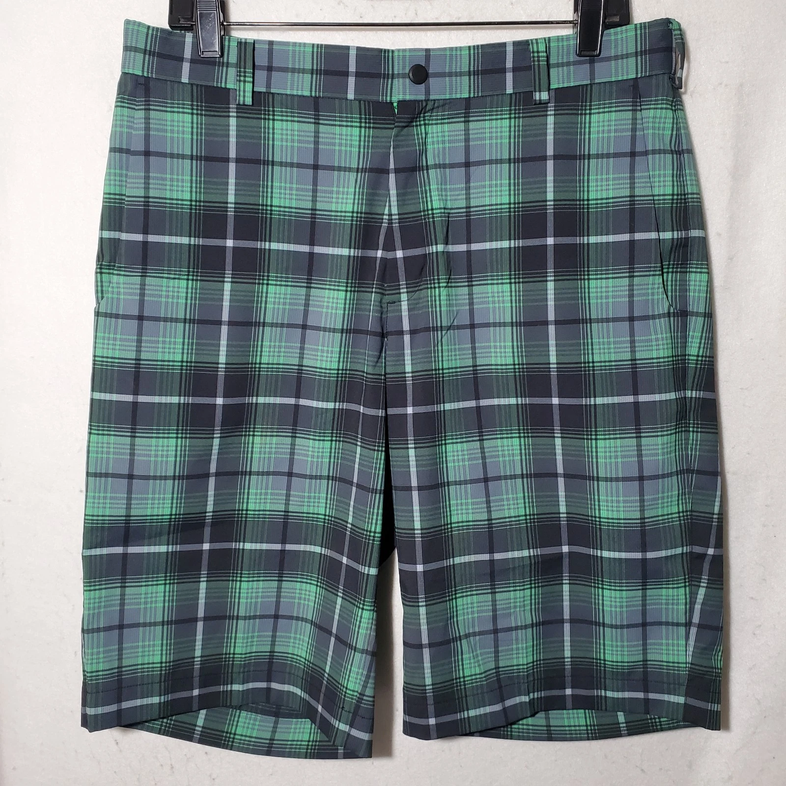 Nike Shorts Men's 32 Green Plaid Tour Performance 12" Inseam Golf NWOT