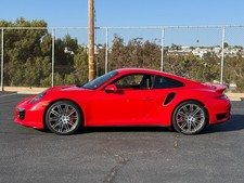 2016 Porsche 911 TURBO