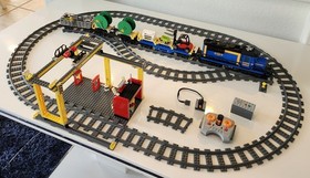 LEGO  Freight Train (60052)