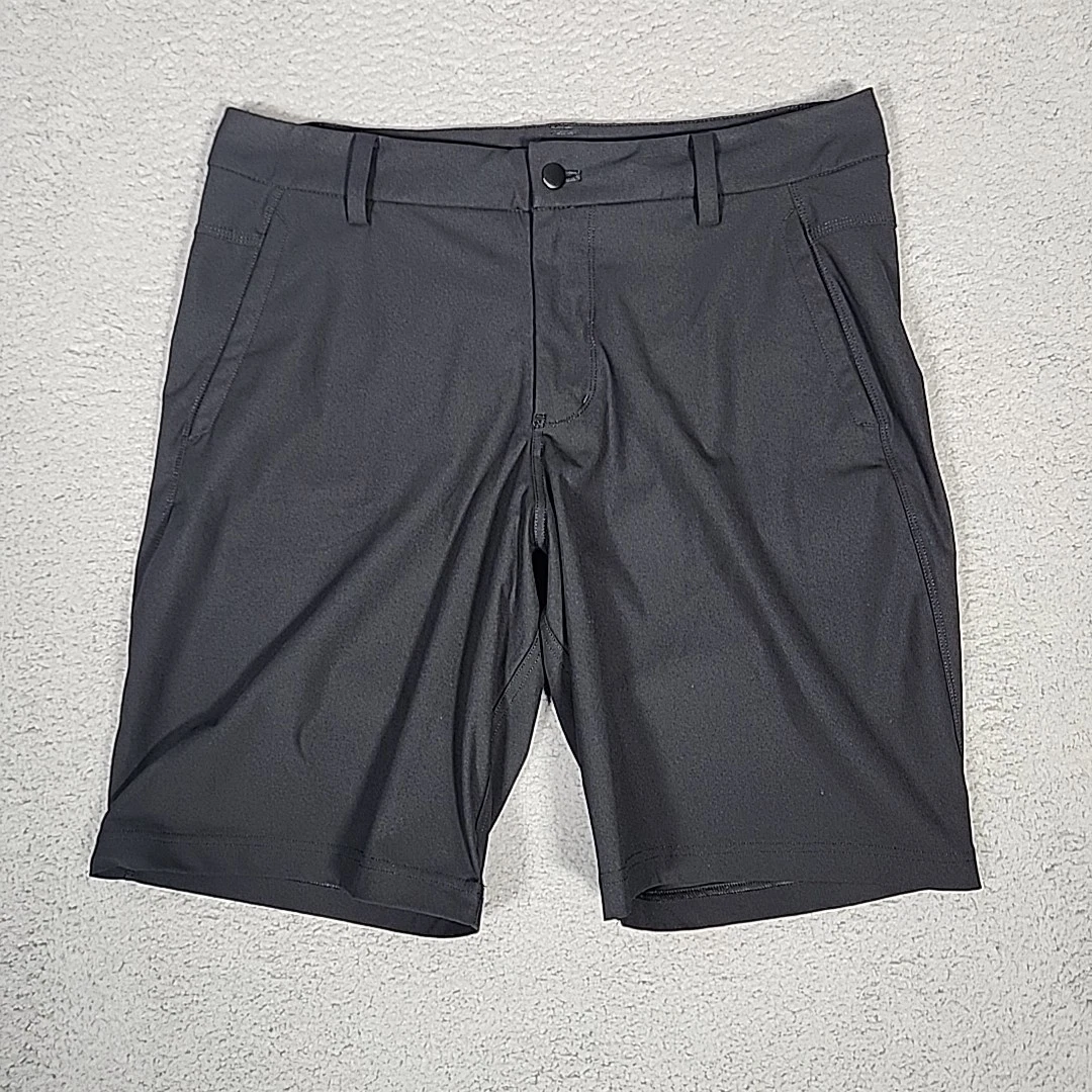 Lululemon Shorts Mens 36 Black Slash Pockets 10" Golf Casual Belt Loops
