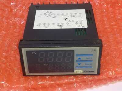 Shinko JIR-301-M Process Control Digital Indicator 24VAC 50-60Hz 8VA LED Display