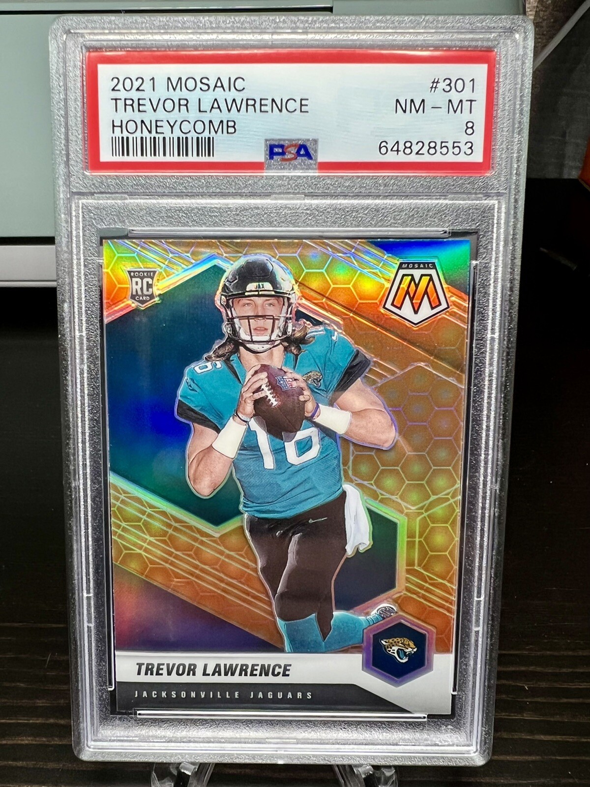 2021 Mosaic Football Trevor Lawrence Honeycomb Prizm RC/SSP/Case Hit PSA 8 #301