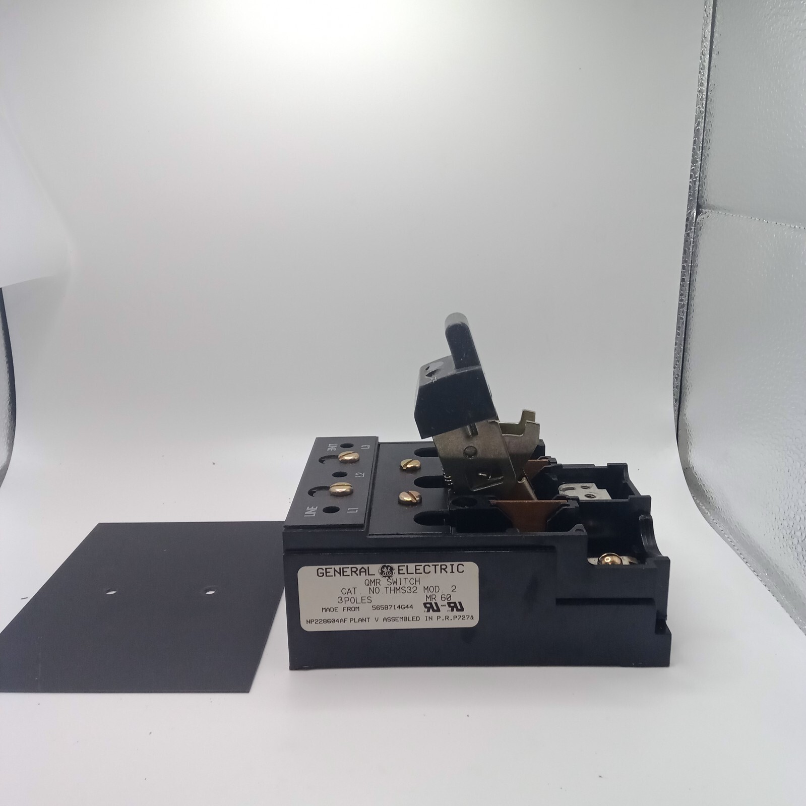 NEW GENERAL ELECTRIC THMS32 60 AMP 600V DISCONNECT SWITCH