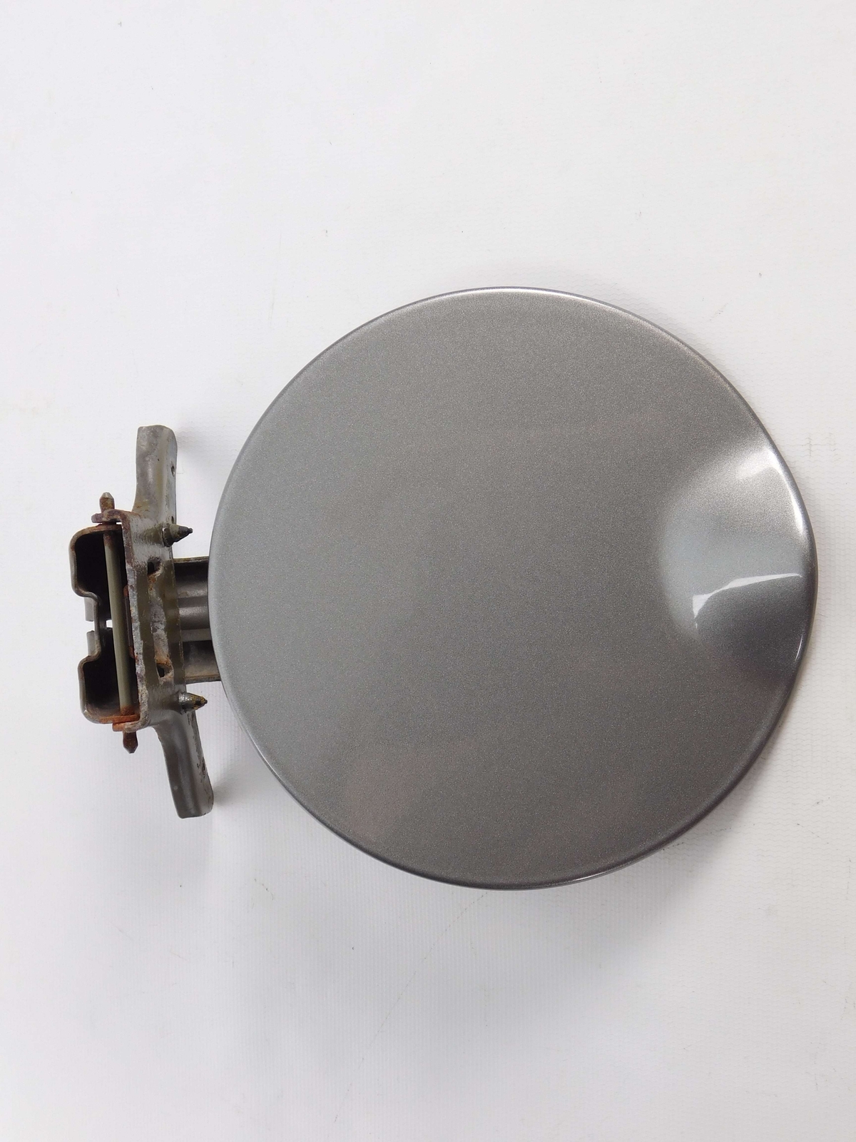 2002 2009 GMC Envoy Chevy Trailblazer Fuel Door Gas Lid Tank Cover