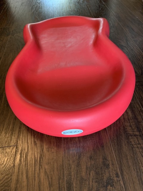 peanut changing table