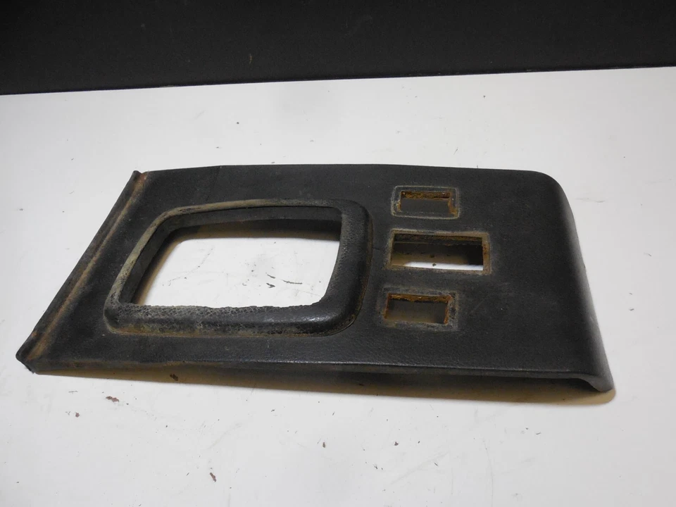 Tapicería de palanca de cambios consola central 1076830036 71-80 Mercedes Benz C107 380SLC 450SLC Foto 3 de 4