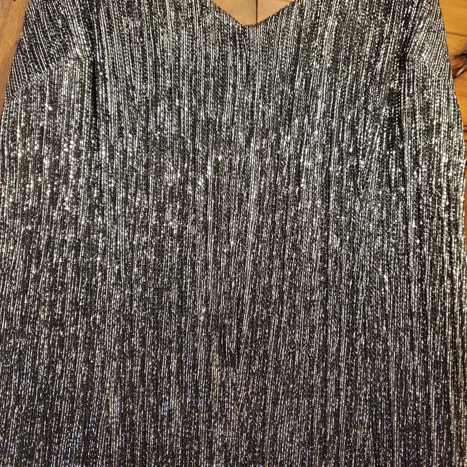 Guess tuta donna super elegante in lamé elasticizzato foderata cerniera  S. - Immagine 4 di 4