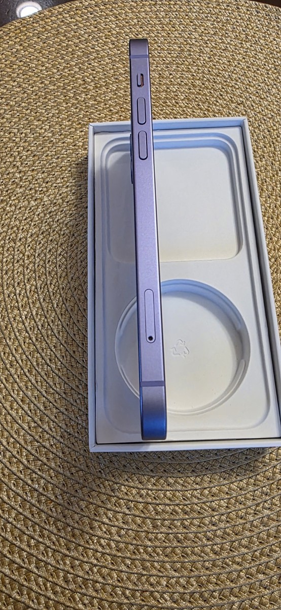 Apple iPhone 12 - 5G 64GB Factory Unlocked GSM + CDMA - FACE ID