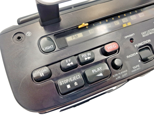 Sony CFM-A50 Portable Cassette Player Recorder Radio Cream Vintage Collectible - Picture 6 of 24