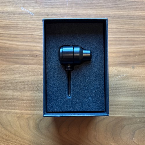Cheyenne Sol Terra Tattoomaschine — Motor, 22 mm Griff und 33 mm Griff — Open Box - Bild 2 von 5