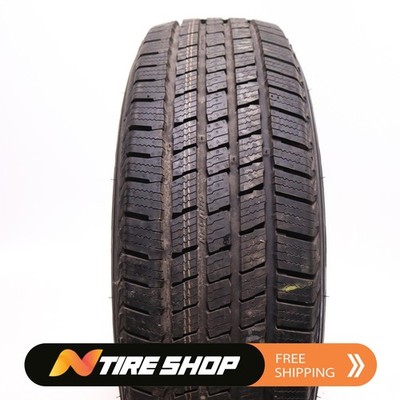 Take Off 235/70R17 Kumho Crugen HT51 - 108T - 12/32 No Repairs