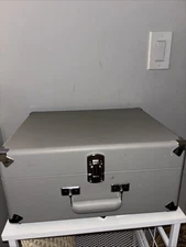 record player (don’t have cord)