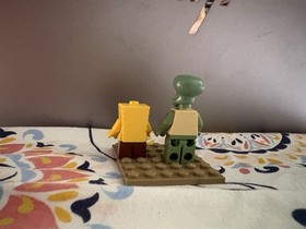 LEGO Squidward And SpongeBob Minifigure 3834 Bikini Bottom