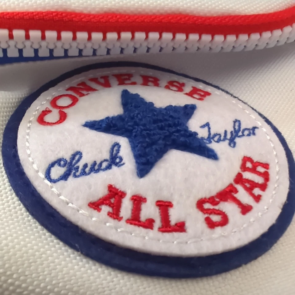 Bandolera Riñonera Blanco Azul Raro Foto 3 de 4