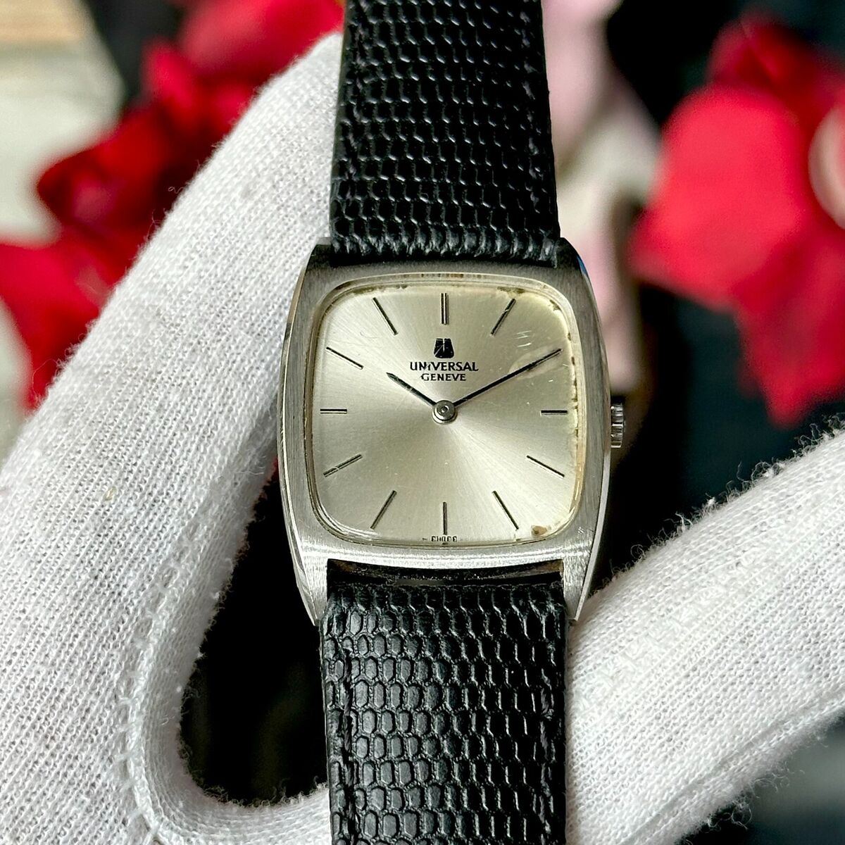 Vintage Universal Geneve Tank Cal-42 Manual Winding Men's Vintage Universal Geneve Tank Cal-42 Manual Winding Men's