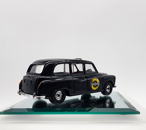 Corgi 1980 Black Diecast Austin London Taxicab Car Collectible - Picture 6 of 8