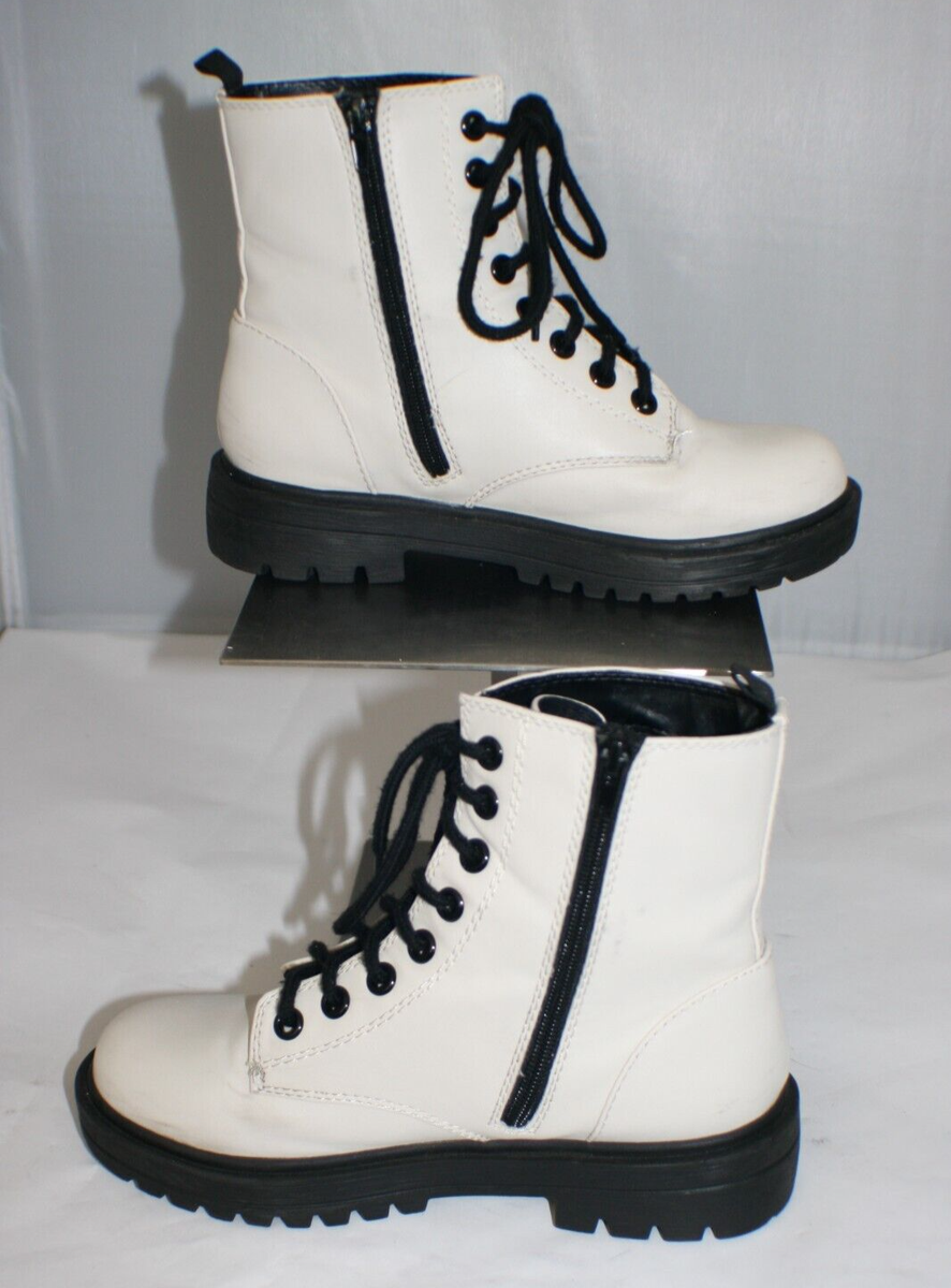 Unr8ed Womens White/Black Lace Up Zip Closure Combat Boots Size 8W