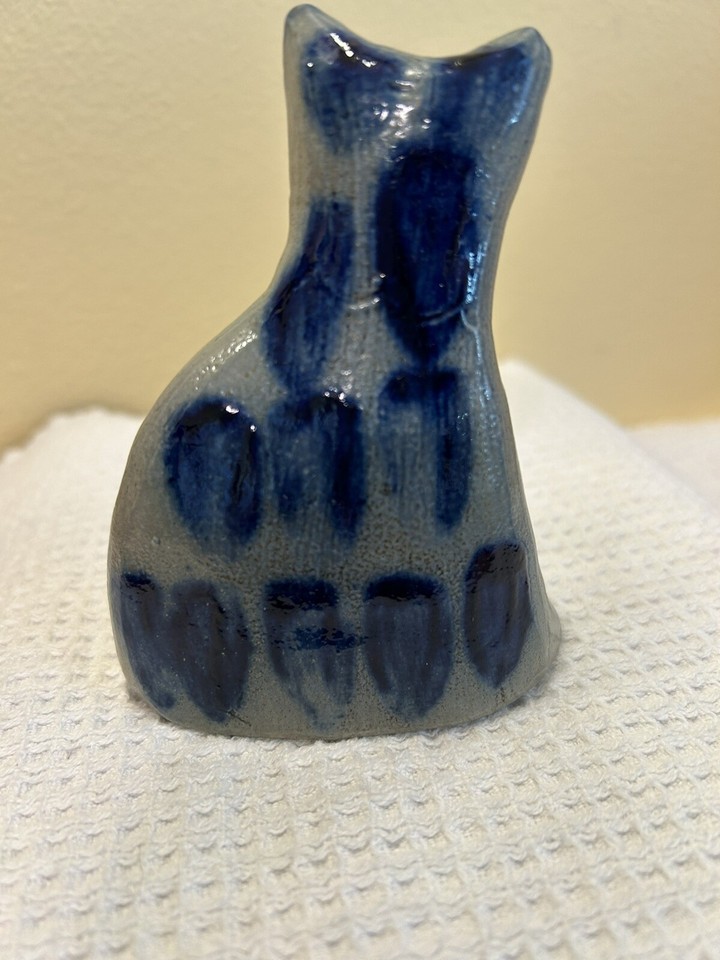 Beaumont Pottery York Maine Blue Salt Glazed 4" Cat Figurine PreOwned