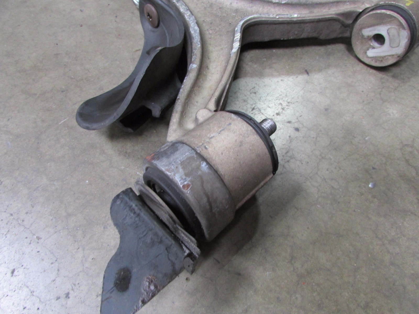 Maserati Quattroporte, LH, Left Front Lower Control Arm, Used, P/N 217152