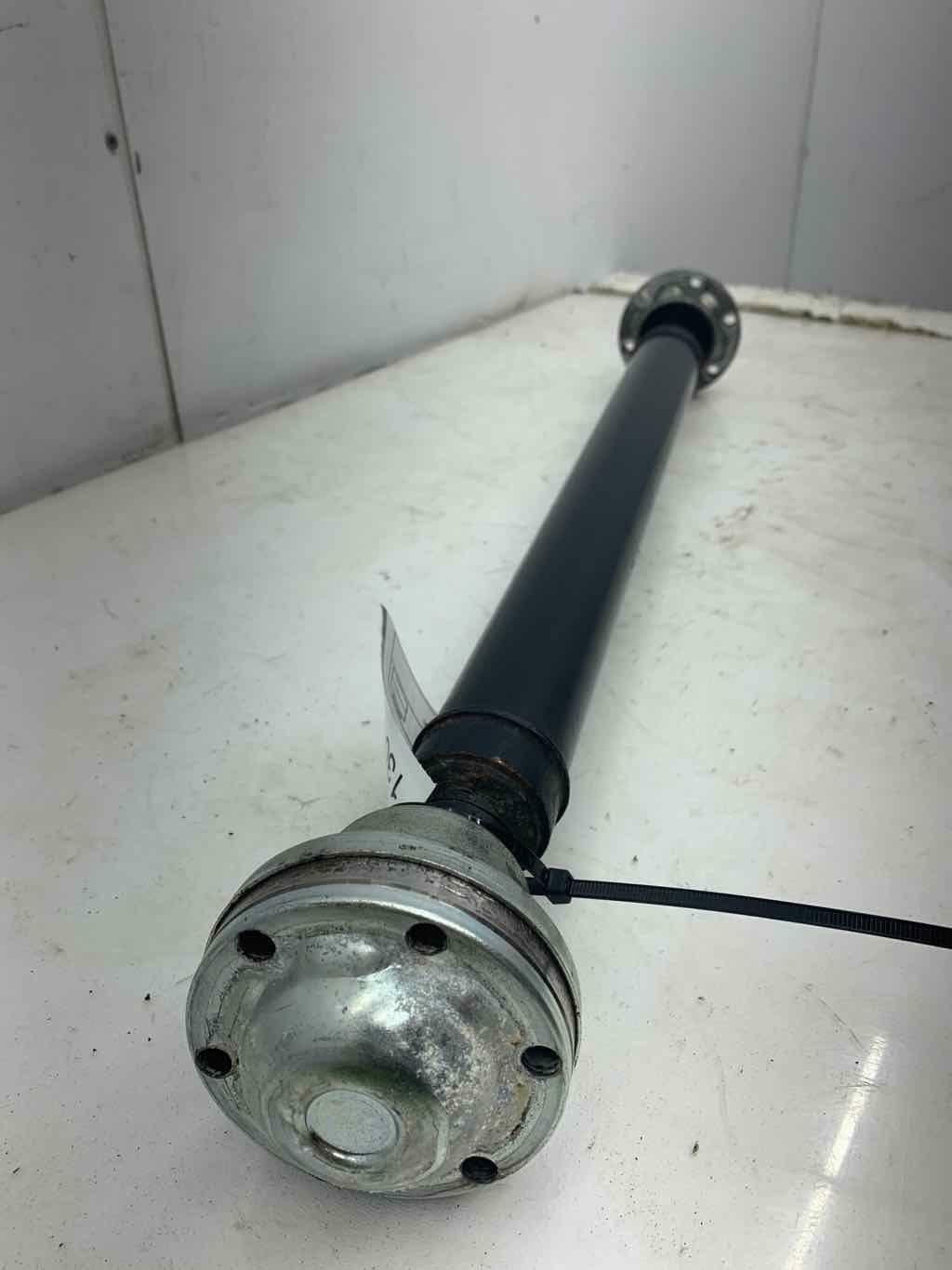 Maserati Quattroporte 2014-2016 Front Driveshaft P/N 06700085480