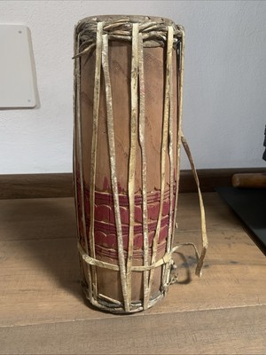 Indien. Schlaginstrument (Binka)