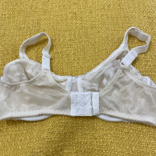 Vintage Olga Bra#9326 - Picture 2 of 6