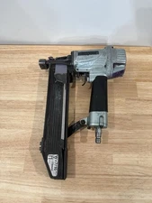 Metabo HPT N5008AC2 7/16” 16 Gauge Pneumatic Standard Crown Construction Stapler