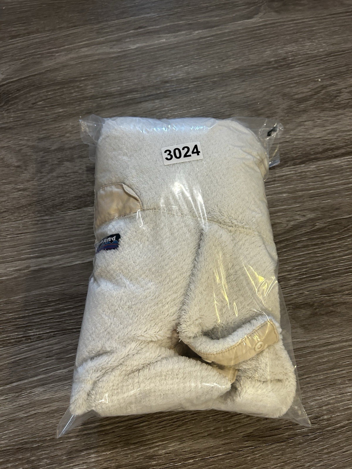 Patagonia Jacket Adult S White Snap T Fleece Fuzzy Sweater Outdoors Womens thumbnail 7