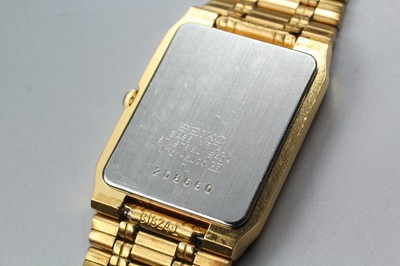 Vintage 1992 Seiko SX V701-5J20 Gold Rectangle Quartz Mens Watch