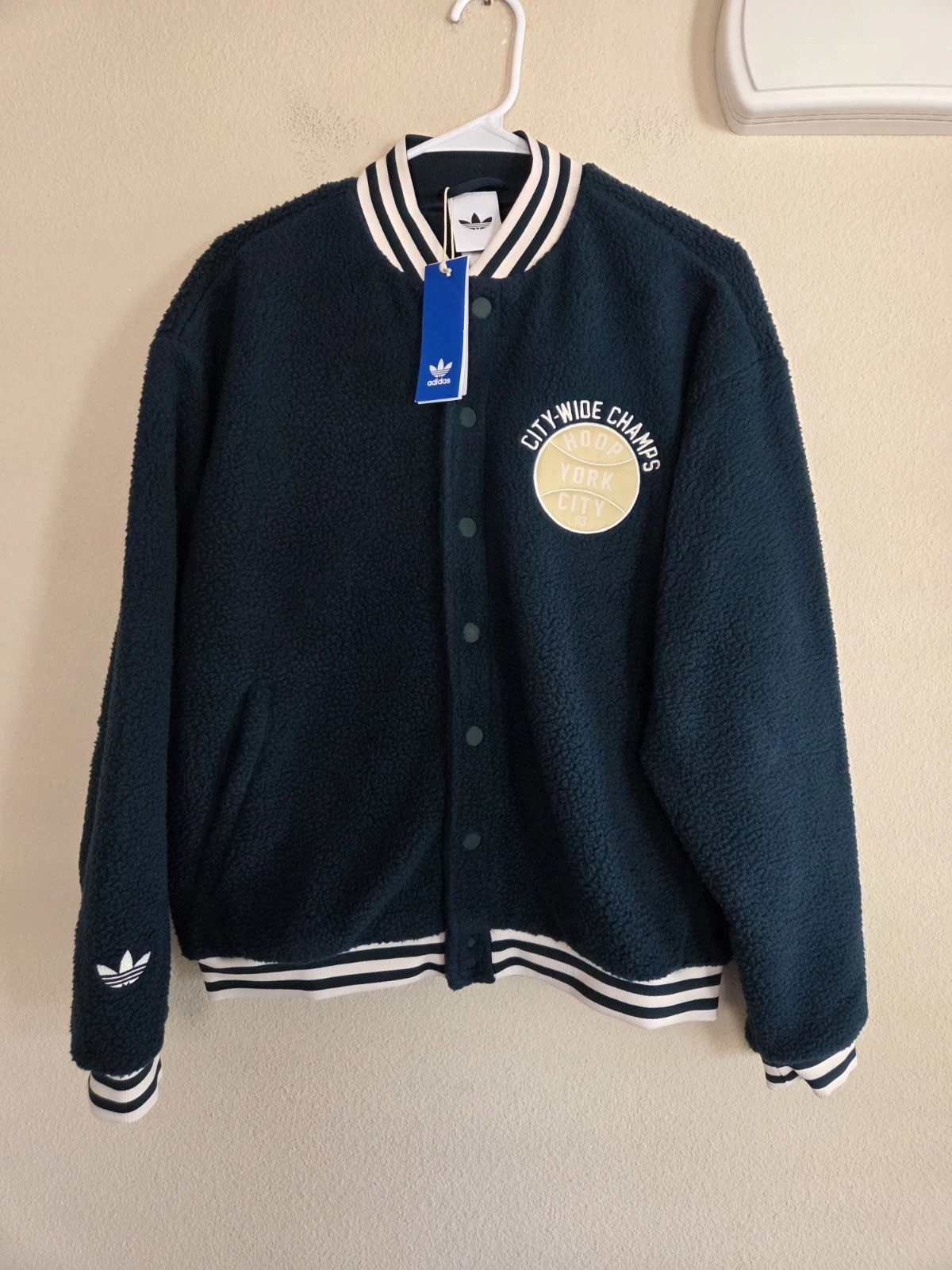 Adidas Unisex Hoop York City Coach Jacket Size XS NWT $120 JY4734 Basketball