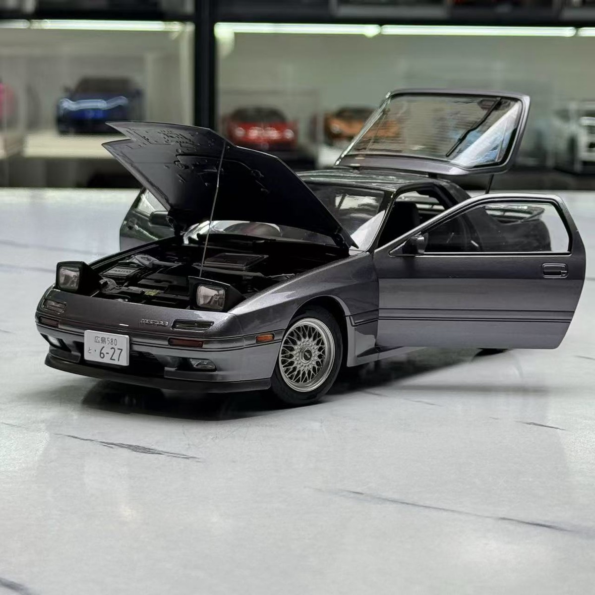 mazda RX7 FC 1:18 WHELART 未使用新品 1/18 1/18 Mazda Savanna RX-7 RX 7 FC3S Whelart Gray Diecast Model