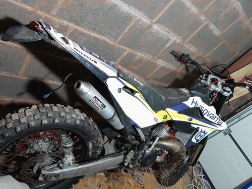 husqvarna 125 enduro road legal