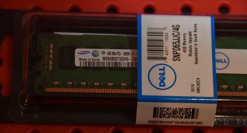 SNPD65JJC/4G Dell 4GB PC3-12800 DDR3-1600MHz ECC Registered CL11 240-Pin DIMM  - Image 2 of 4